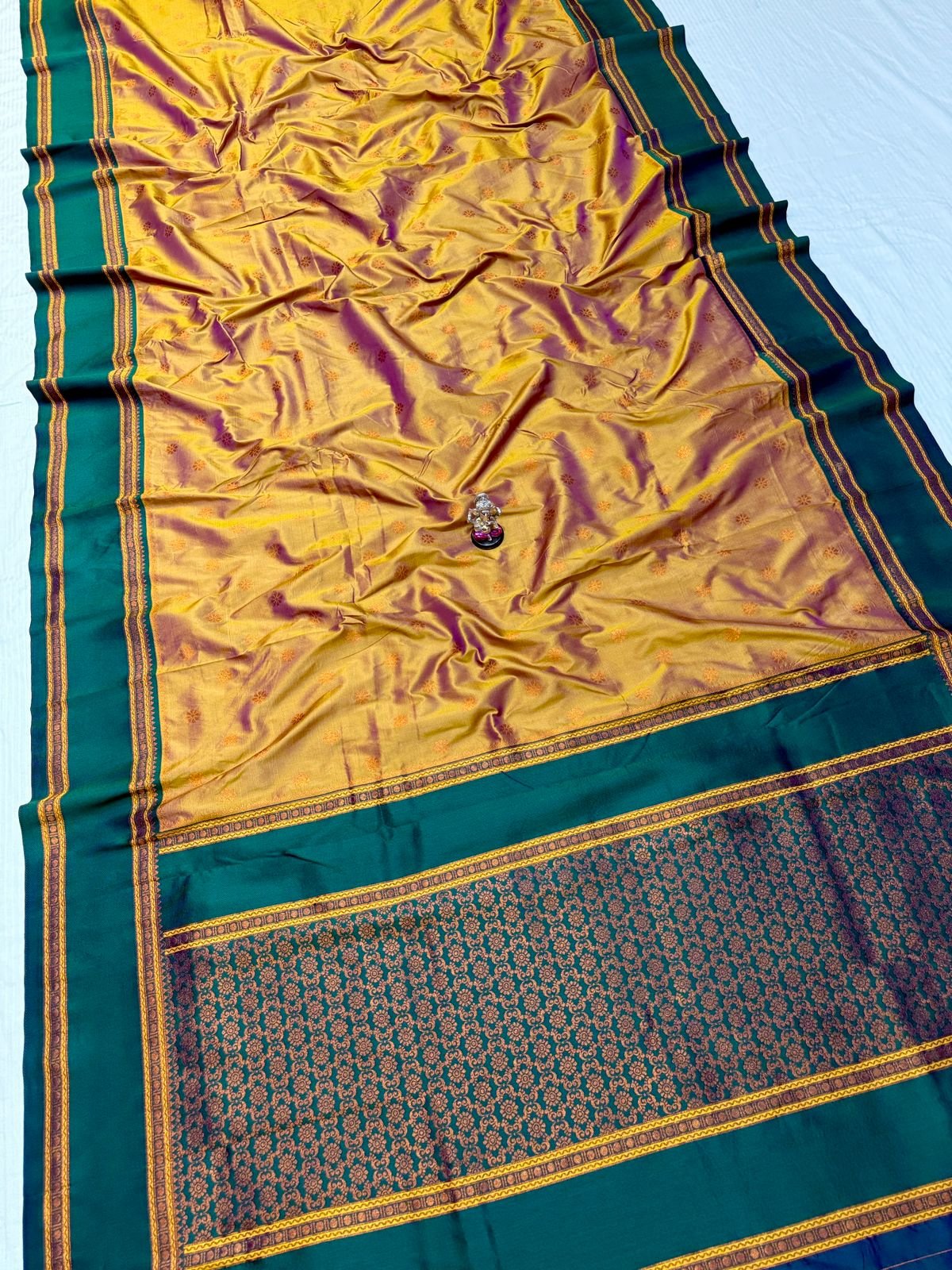 MANSI KADIYAL PAITHANI image 2
