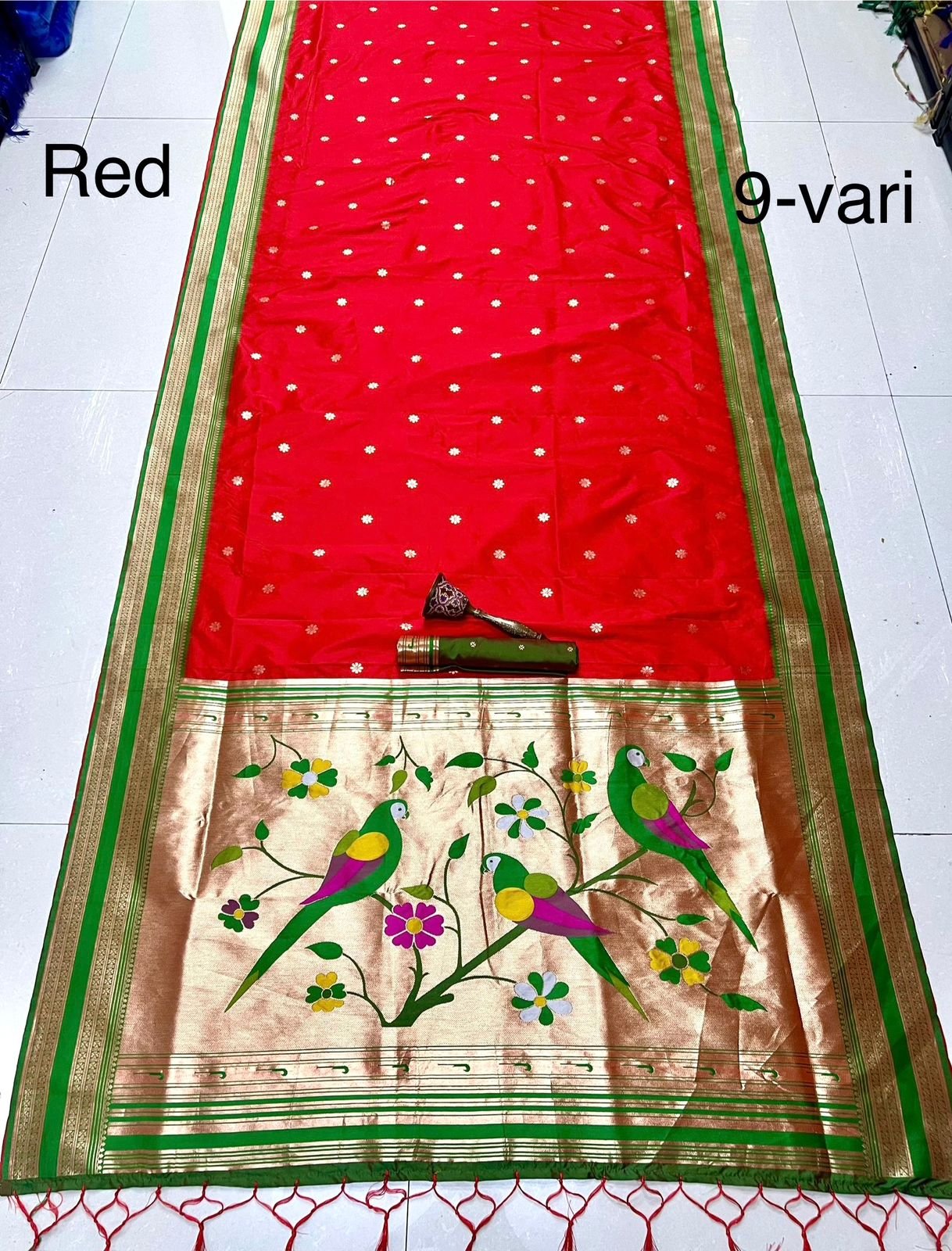 9 Vaar Narayanpet Paithani image 12