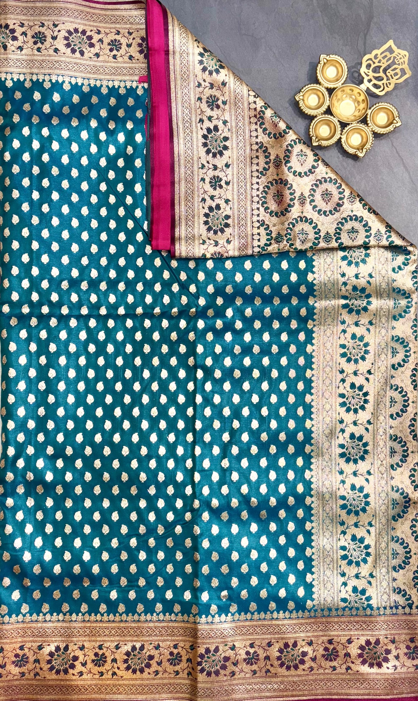 Bridal Banarasi Sarees image 2