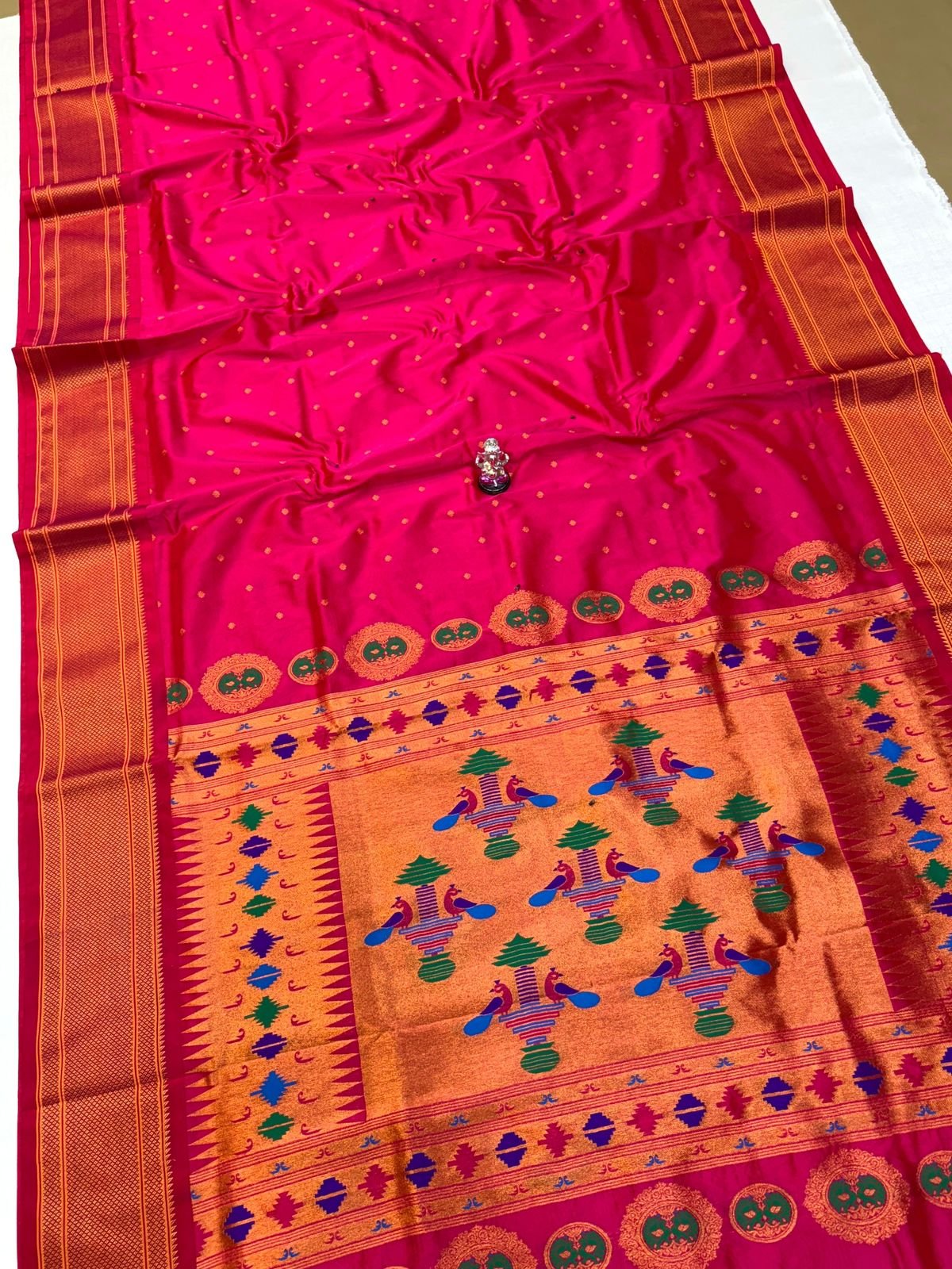 4 Colour Pallu Kalanjali Paithani image 15