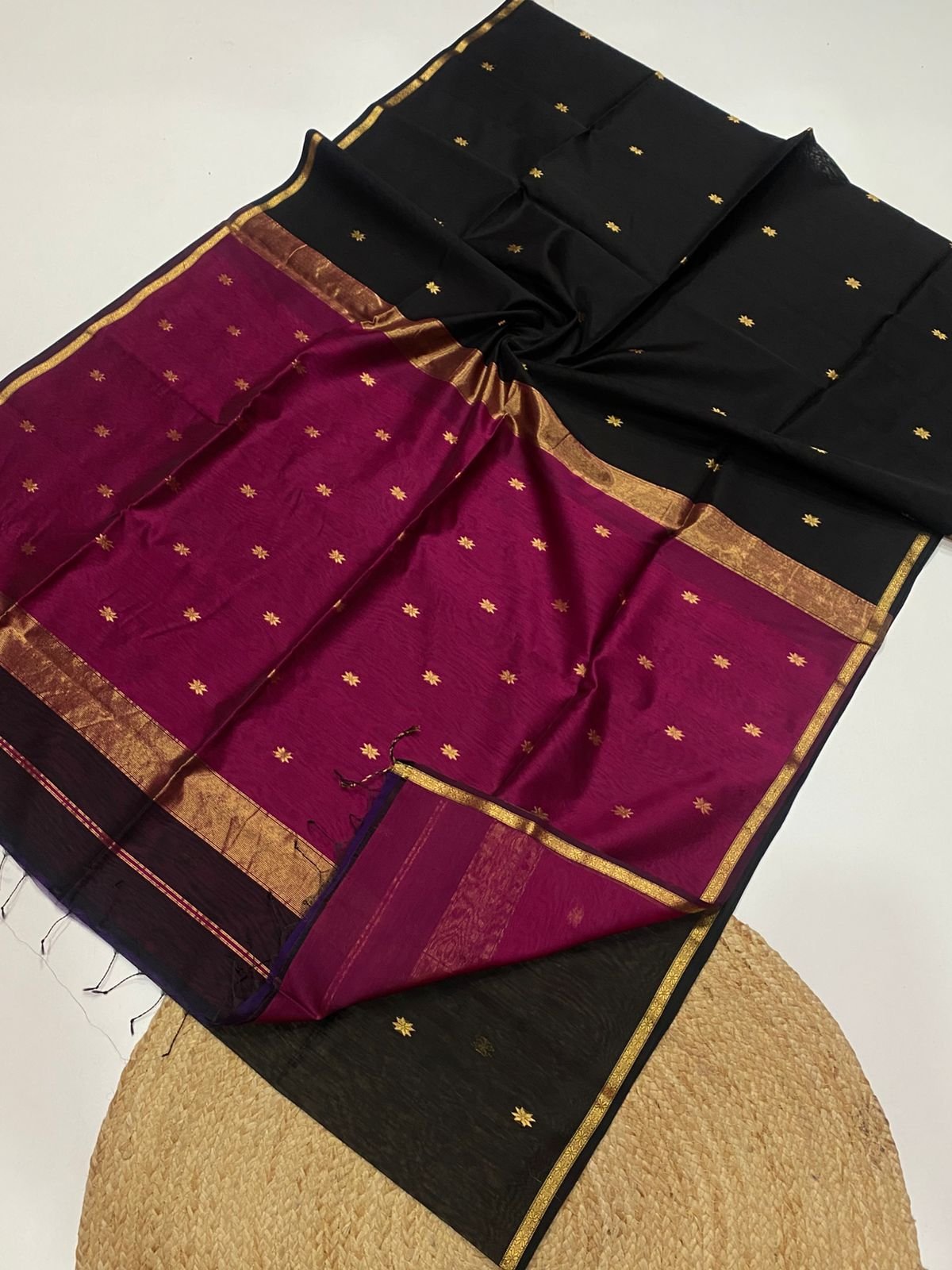 Maheshwari Small Border image 11