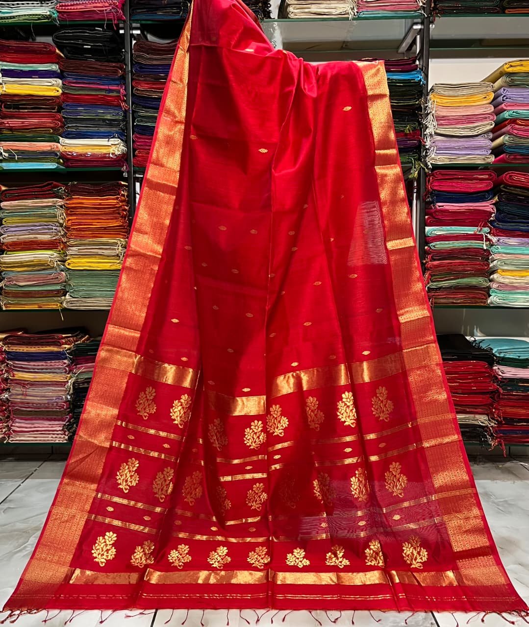 Pure Handloom Maheshwari Three Lines Saree image 5