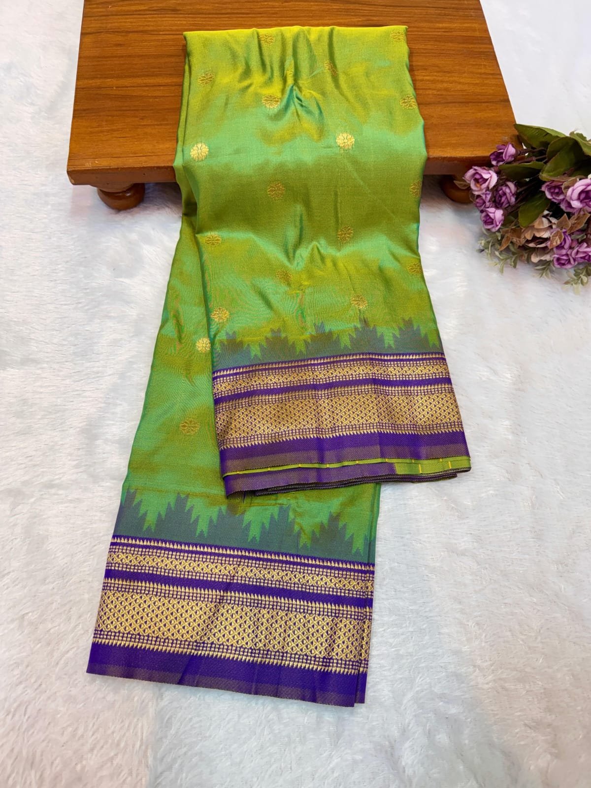 Traditional Erkal Paithani image 18