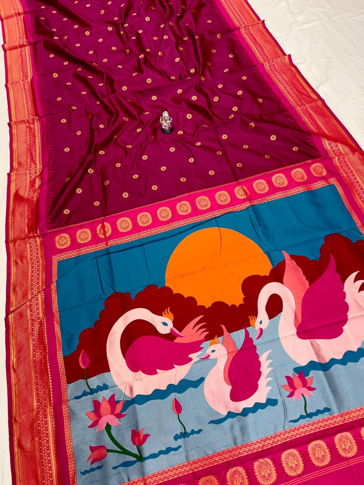 Aarya Fancy Pallu Kadiyal Paithani image 28