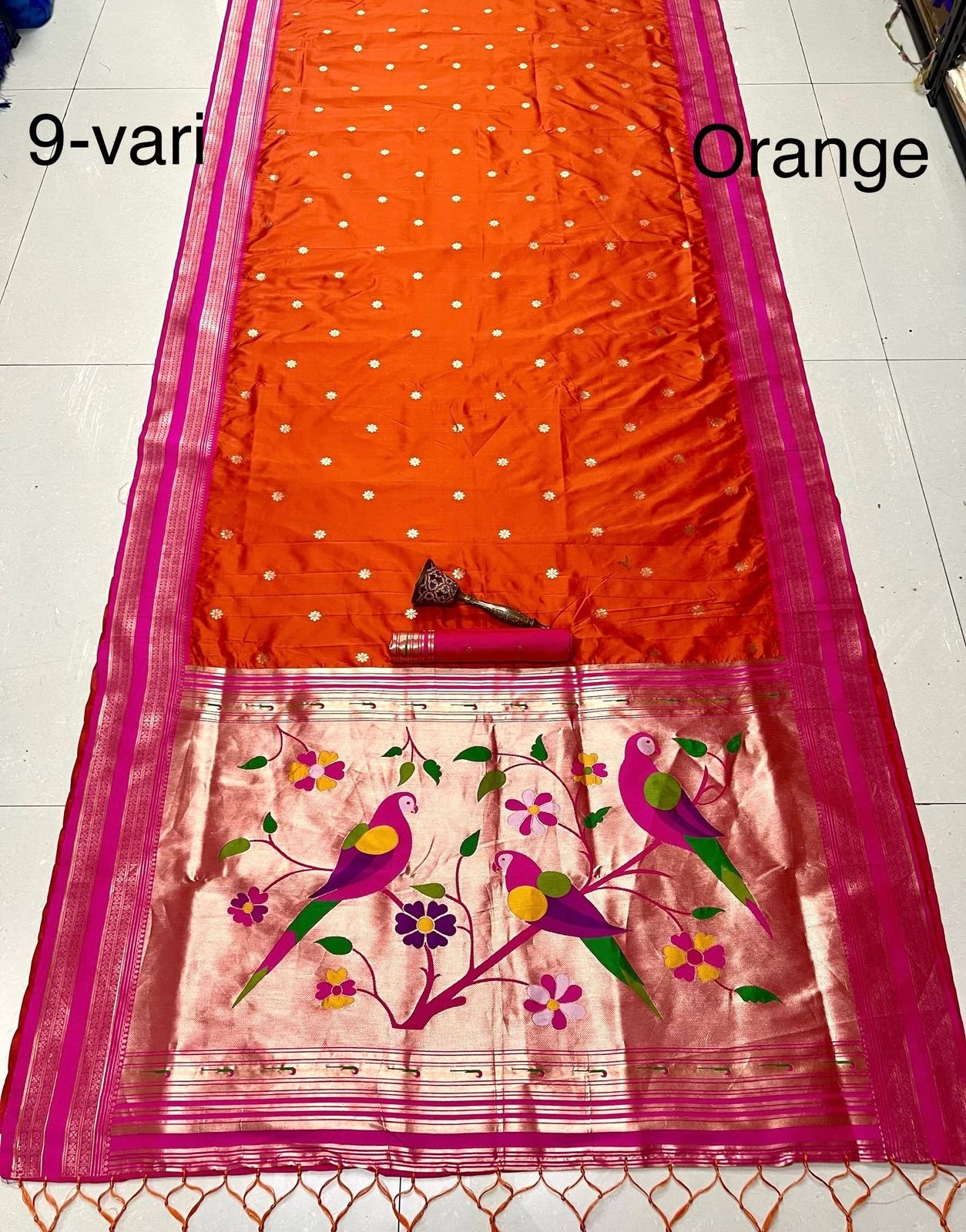 9 Vaar Narayanpet Paithani image 7