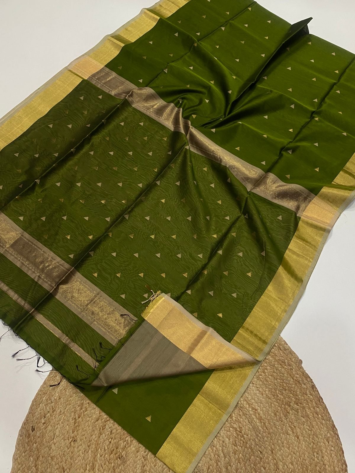 Maheshwari Triangle Butti image 7
