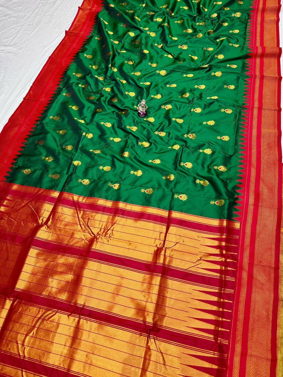Nandini Zhumka Irkal Paithani image 5