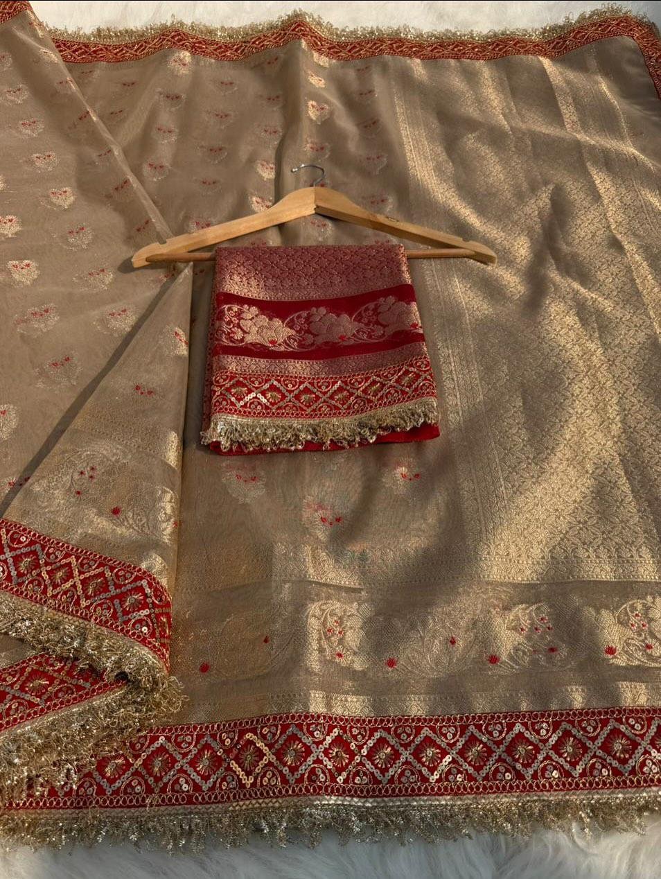 Banarasi Tissue Silk image 3