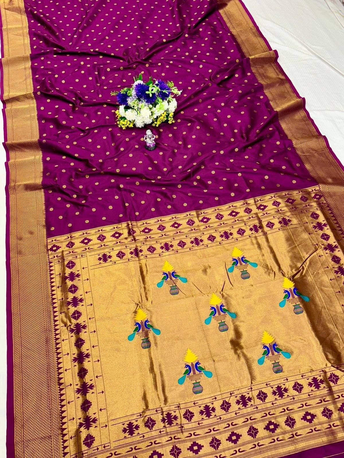 Yeola Kalanjali Double Pallu Paithani image 27