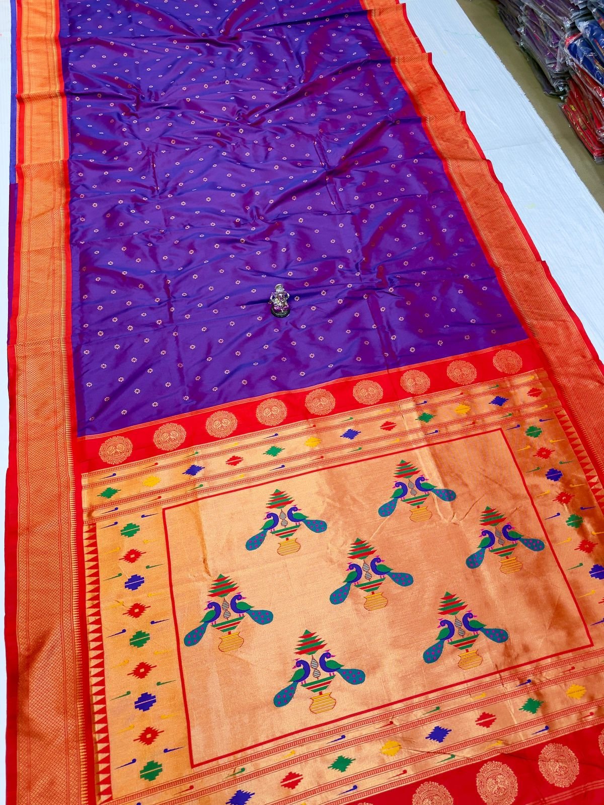 9 Vaar Aisha Traditional Pallu Paithani image 12