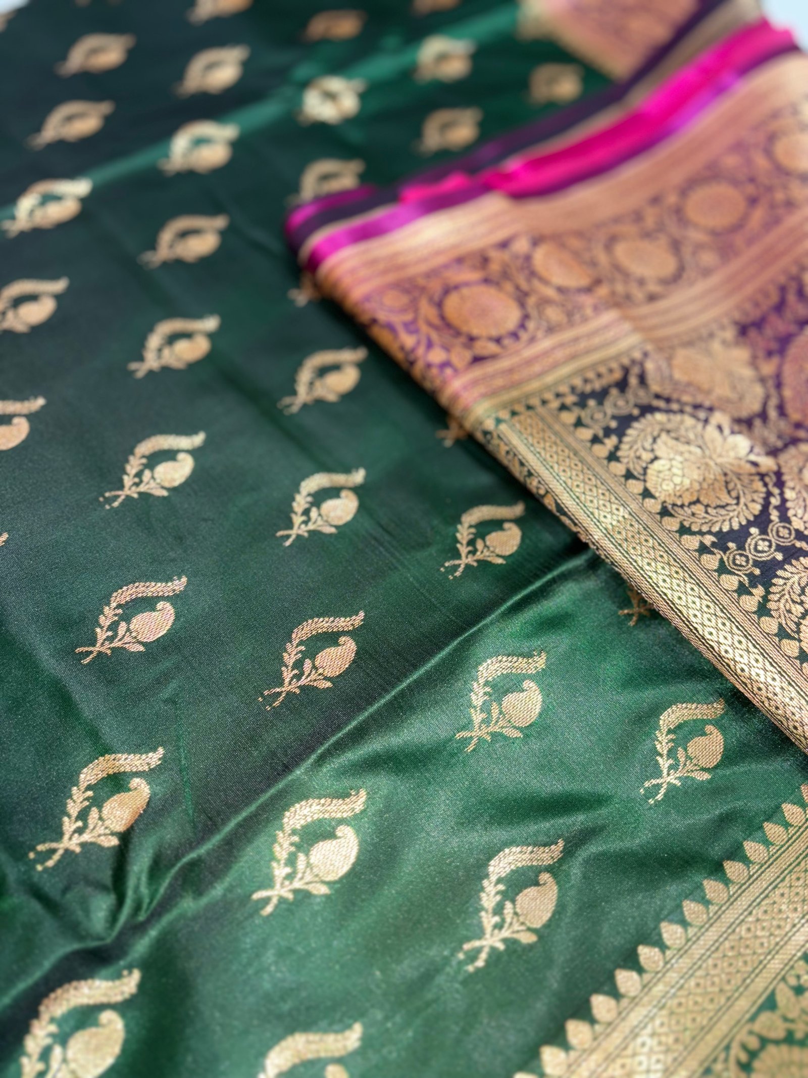 Bridal Banarasi Sarees image 23