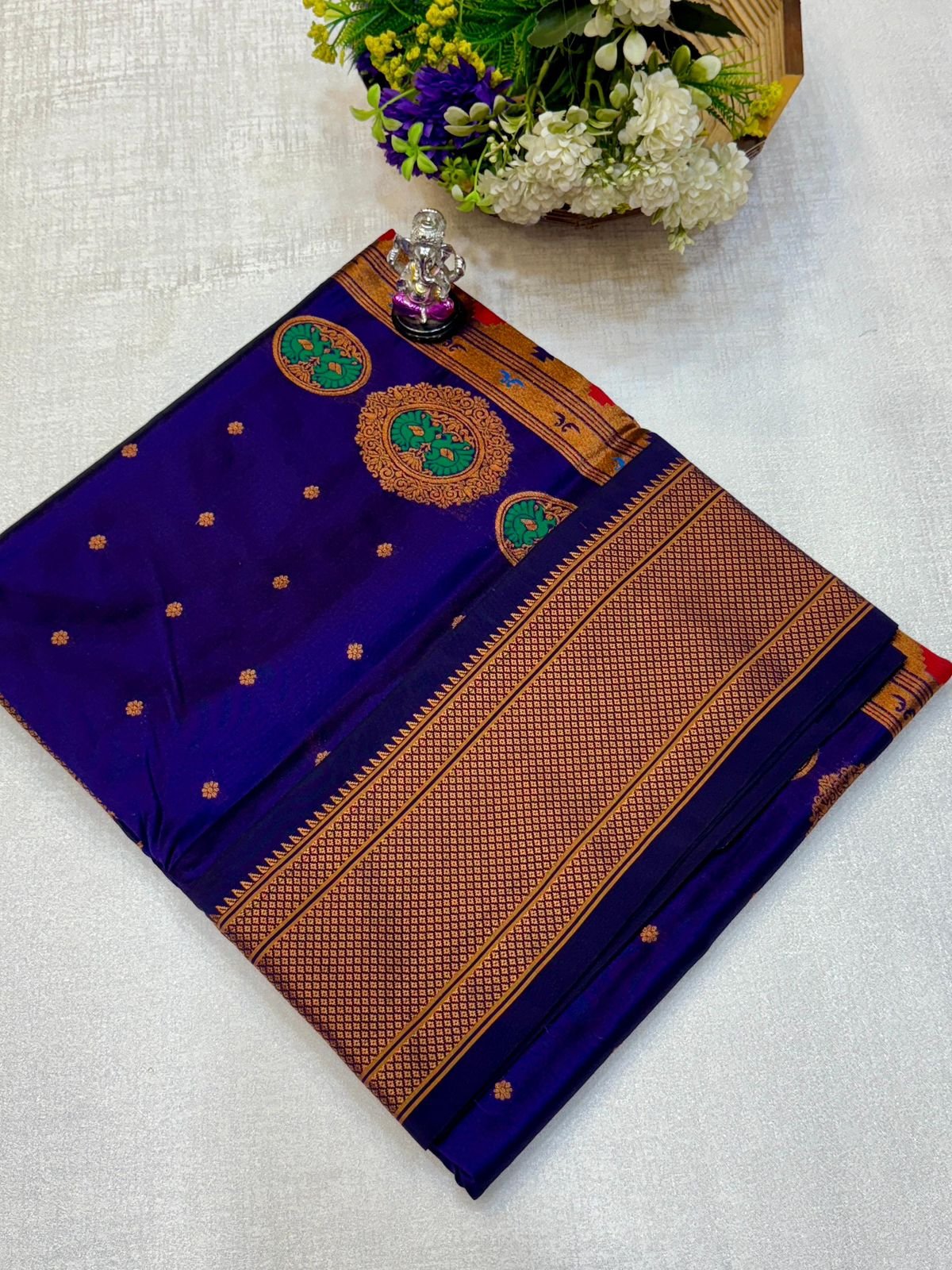 4 Colour Pallu Kalanjali Paithani image 18