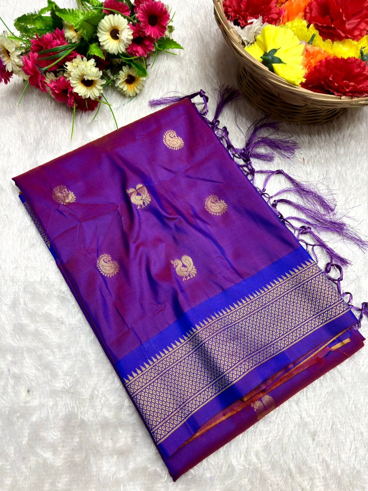 Mango Kadiyal Paithani image 18