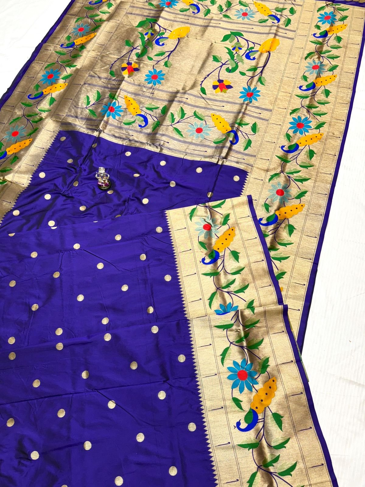 Radha Rani Brocade Paithani image 21