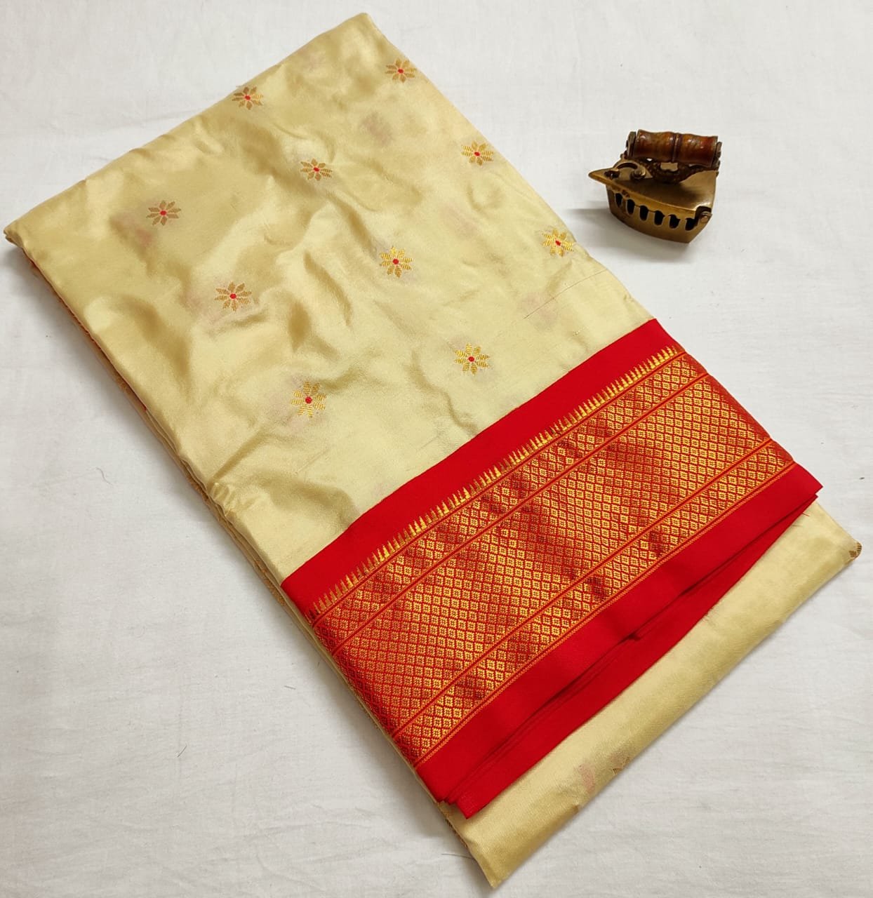 Karnful Pdiyal Paithani Pure Silk image 17