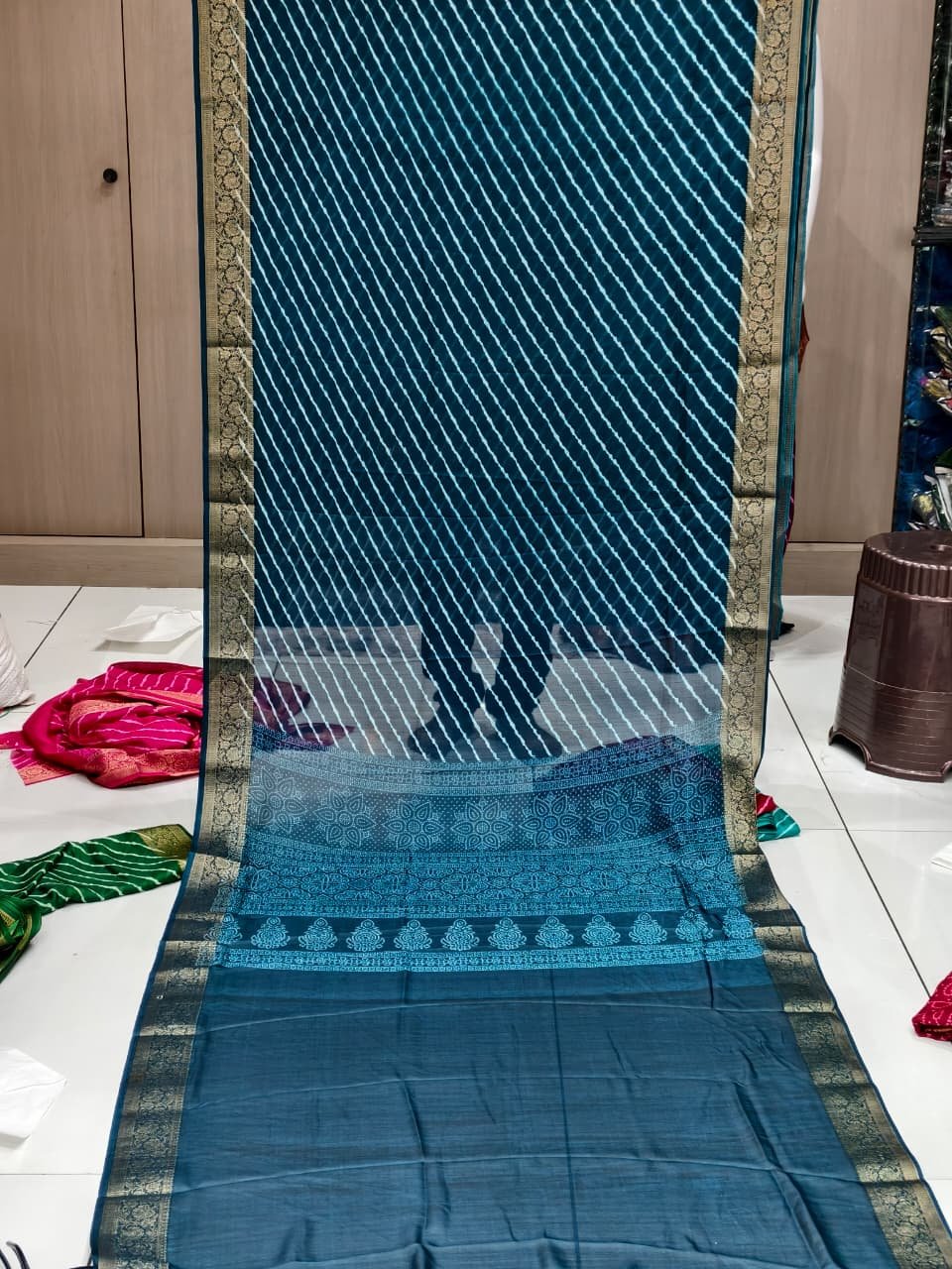 Shikakari moss chiffon lehriya saree image 2