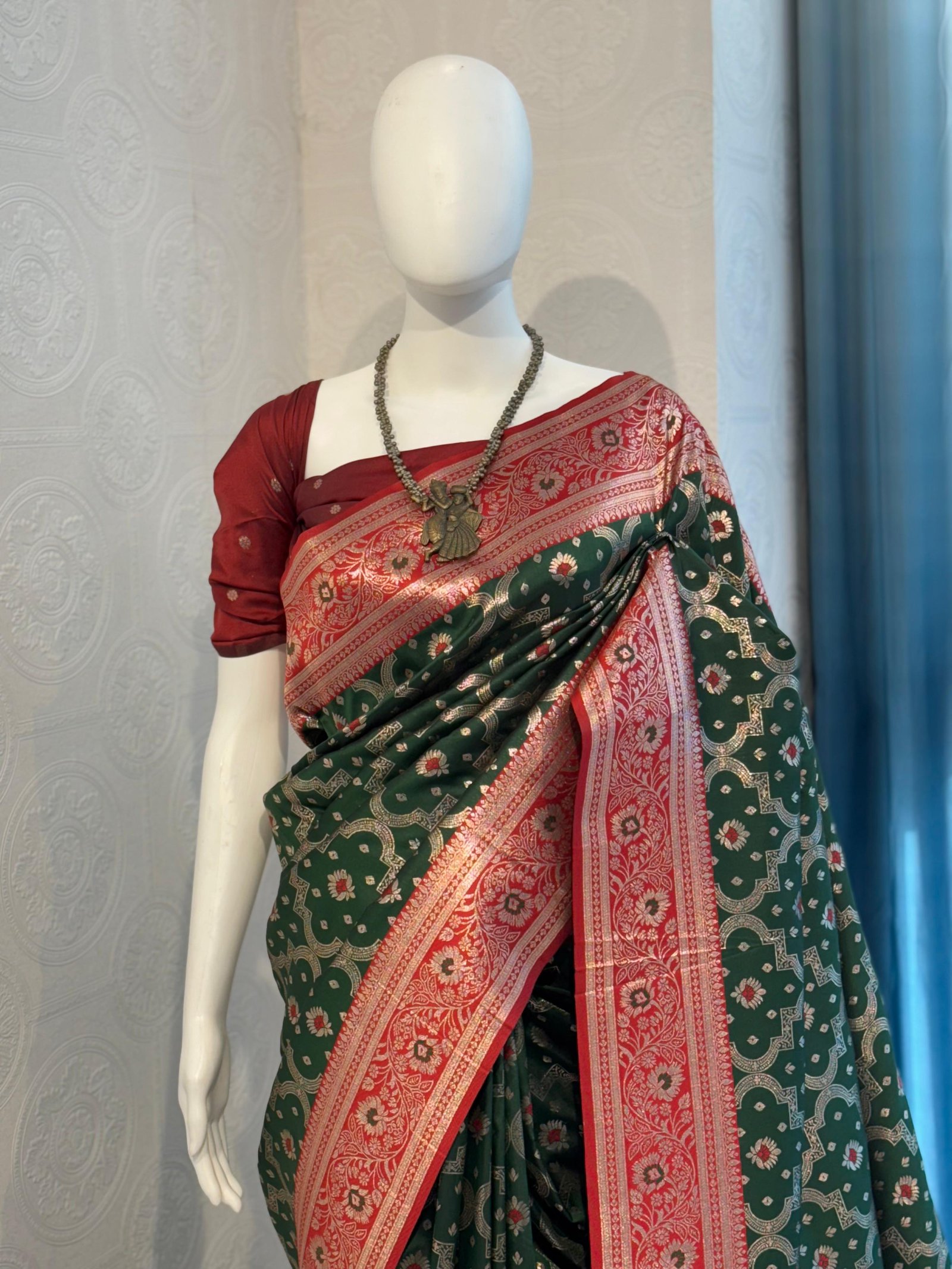 SOFT BANARASI SILK SAREE image 3
