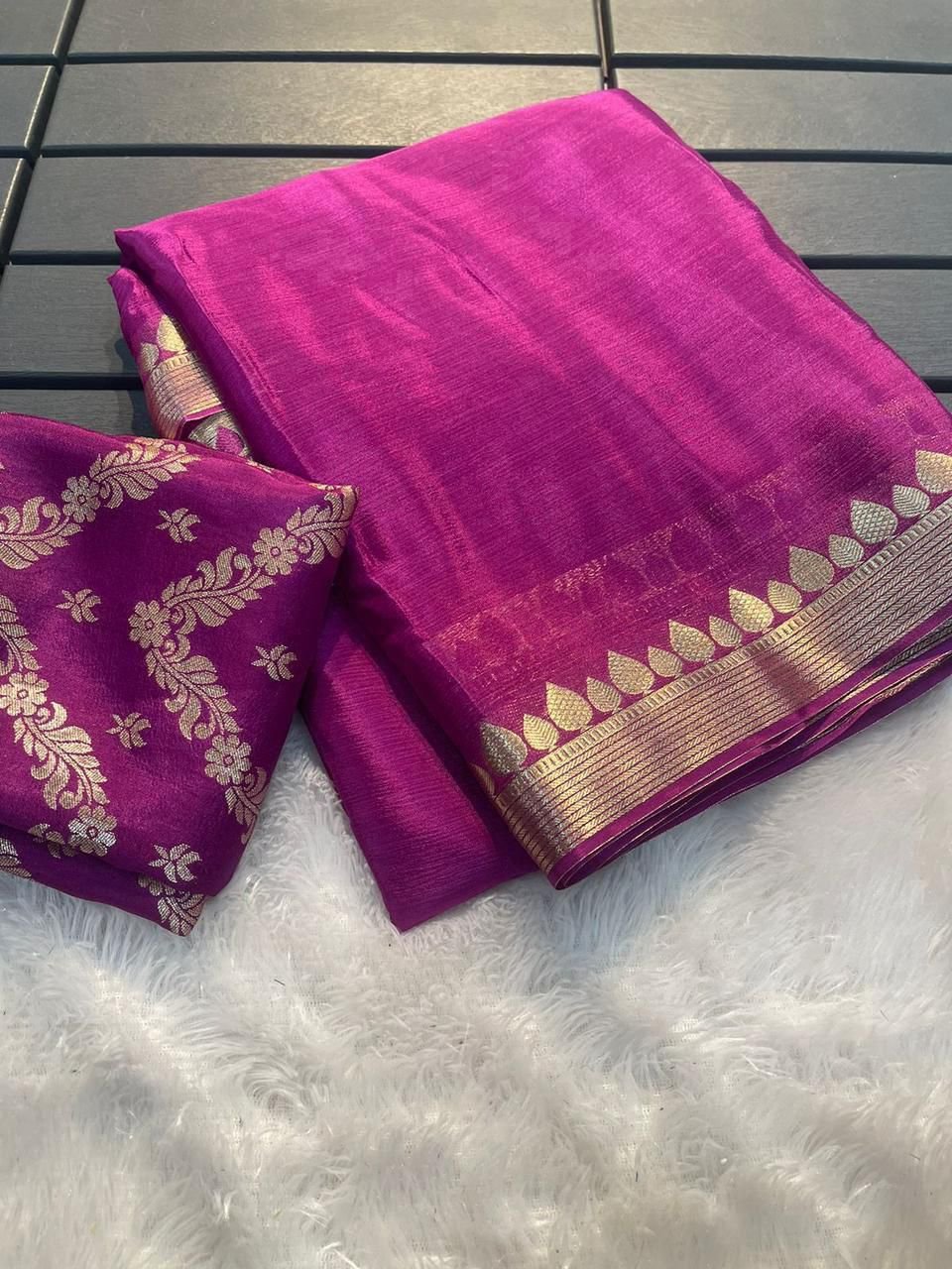 Pure Chinon chiffon zari weaving border sarees image 10