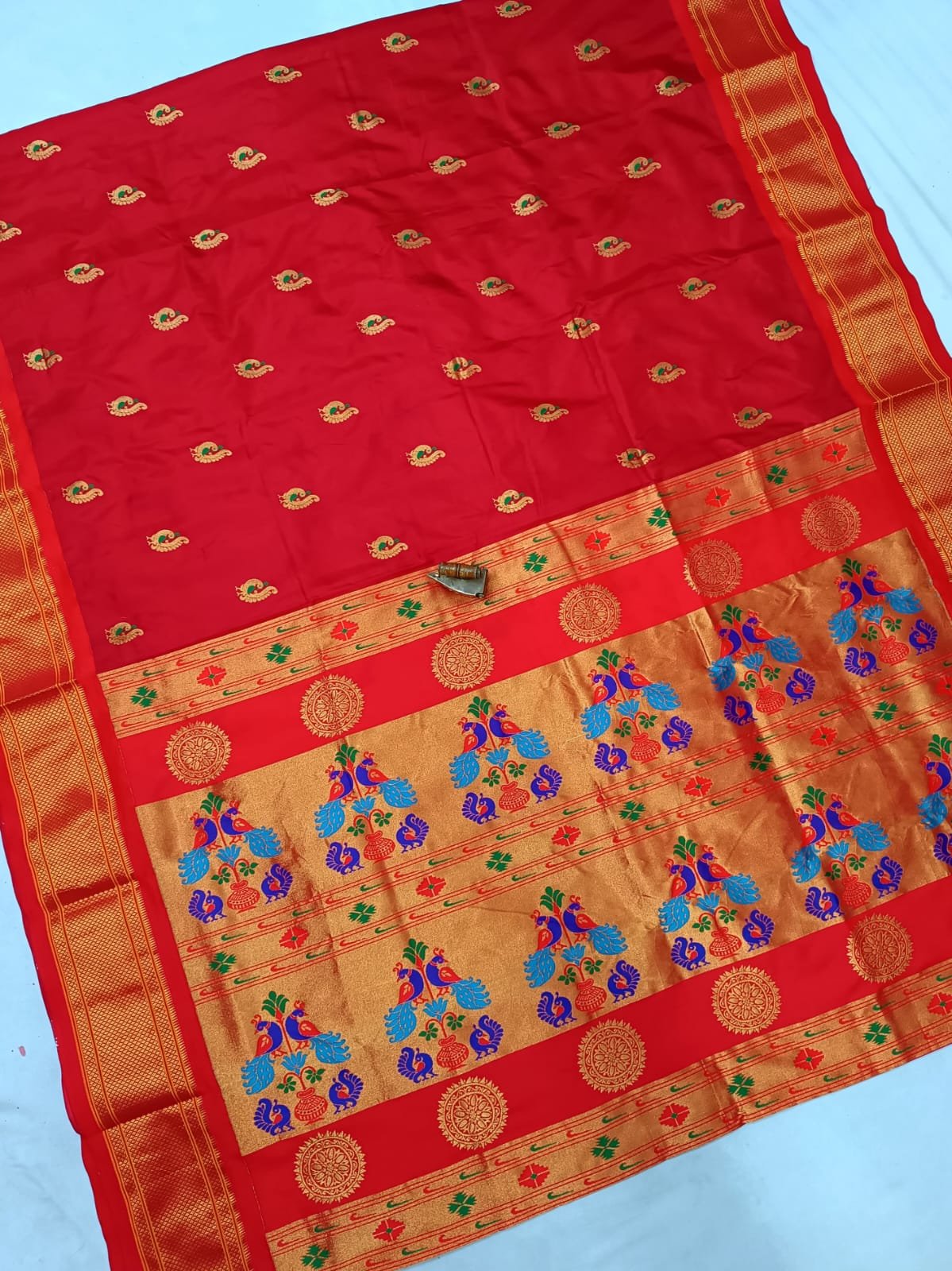 Kadiyal Paithani Pure Silk image 13