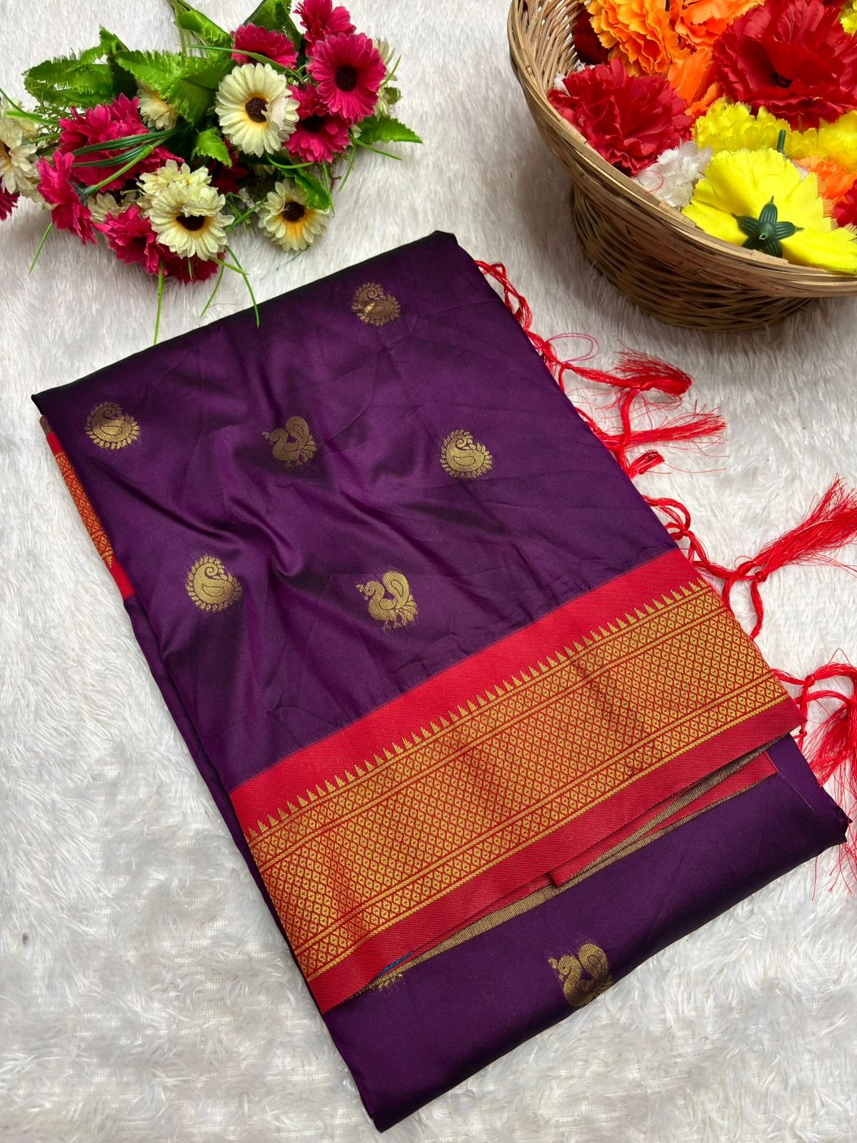 Mango Kadiyal Paithani image 4