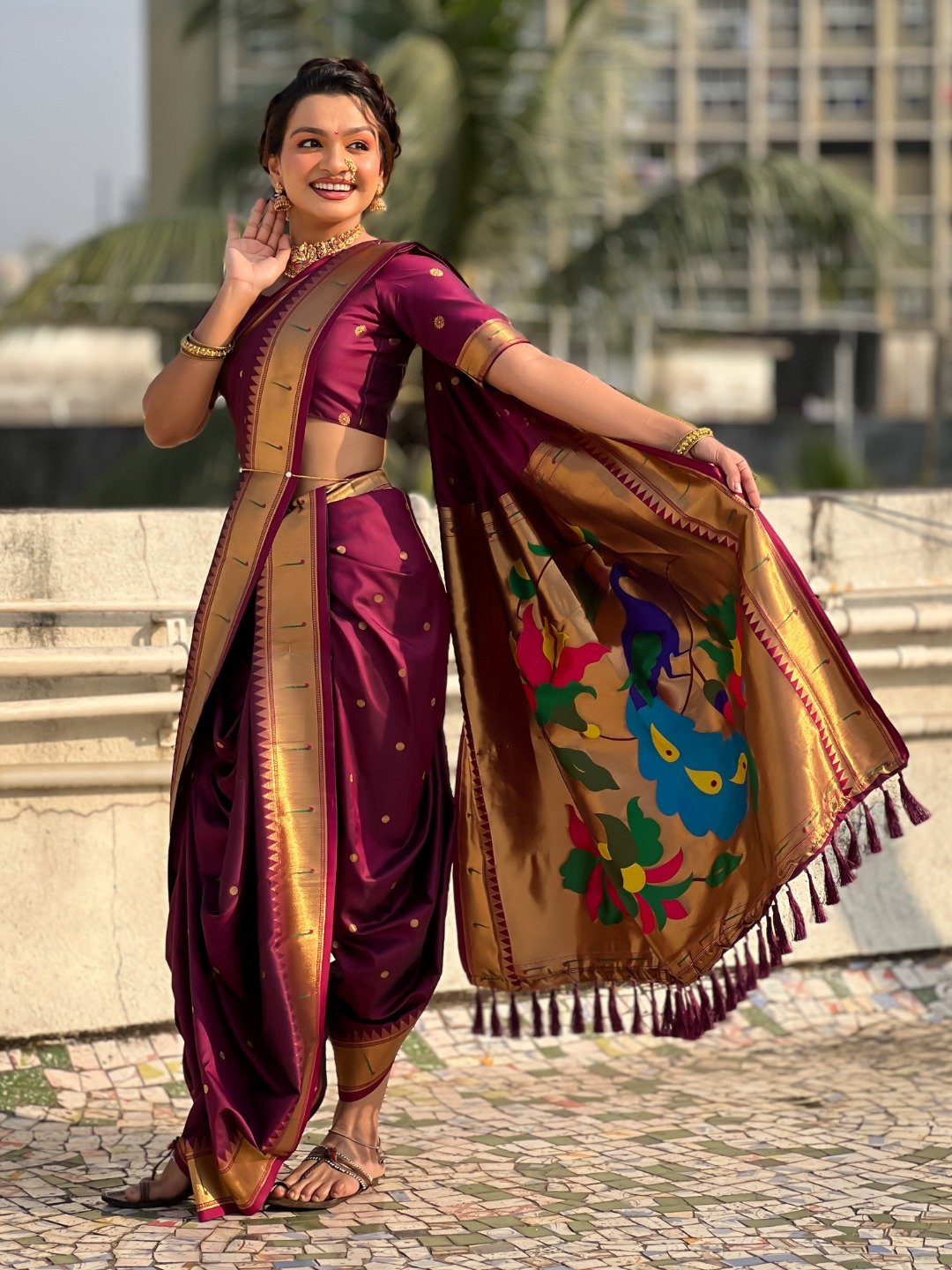 9 Vaar Muniya Paithani
