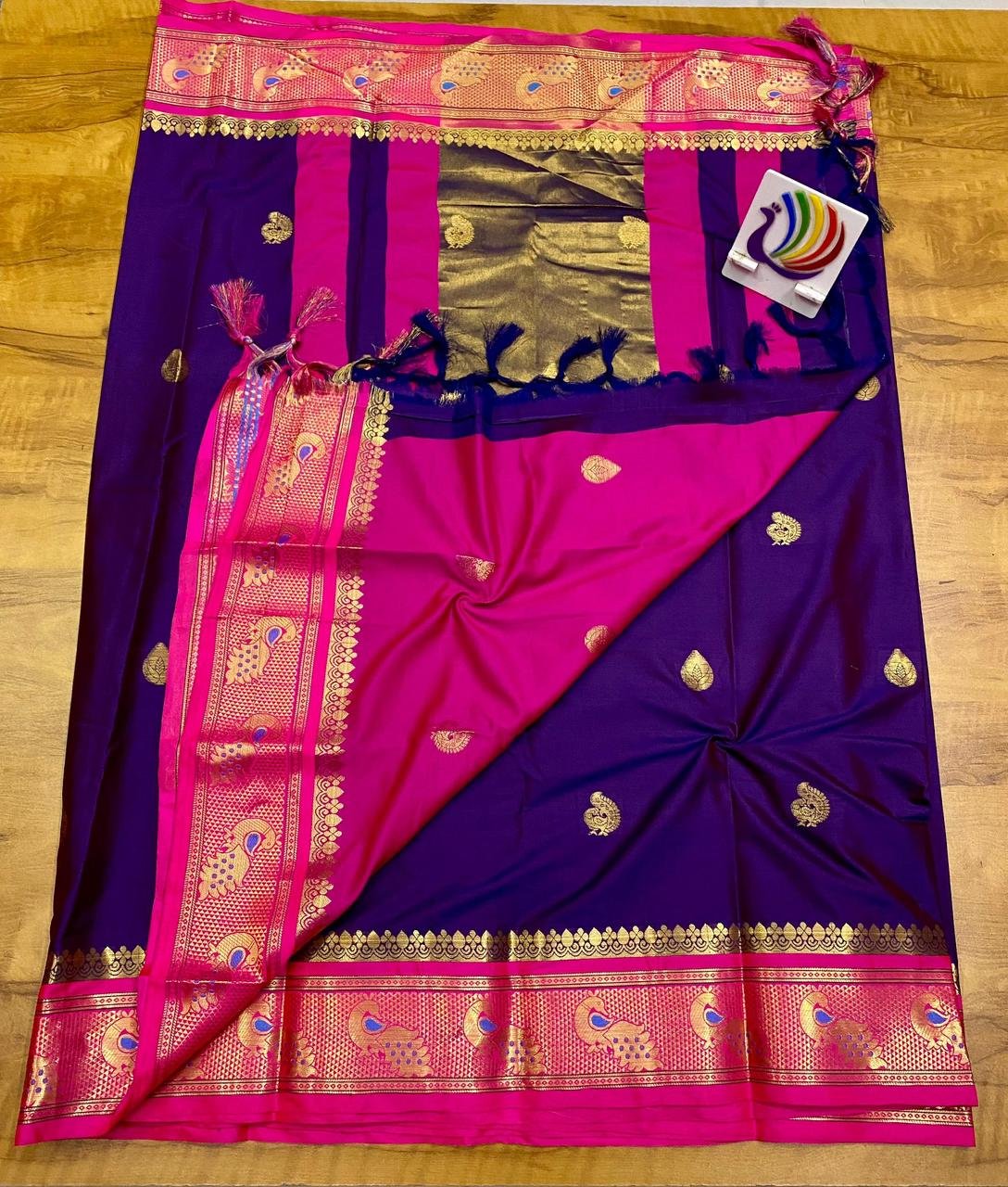 Meena Mor Border Paithani image 18