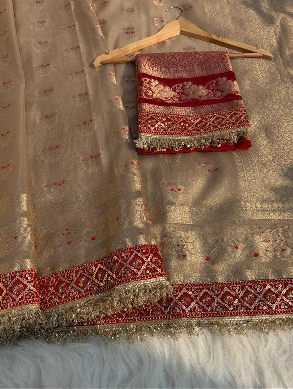 Banarasi Tissue Silk image 4
