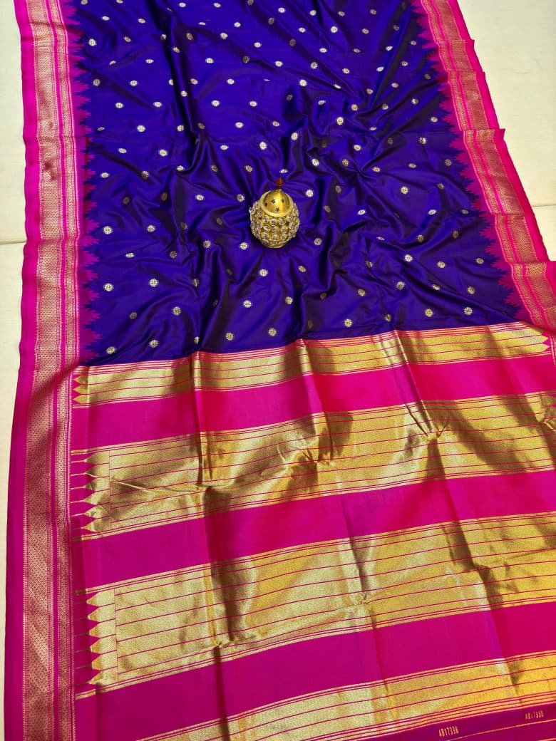 Traditional Erkal Paithani image 29