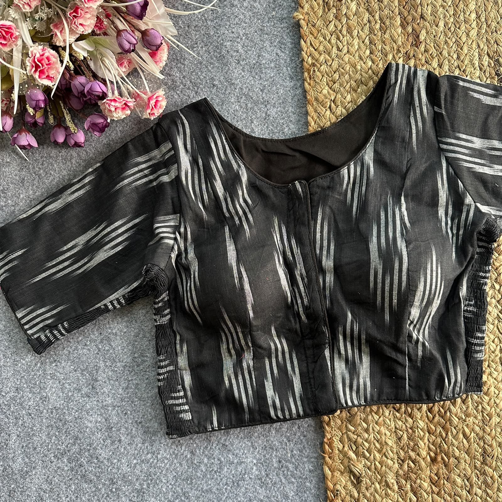 Ikkat Cotton Elastic Blouse image 6