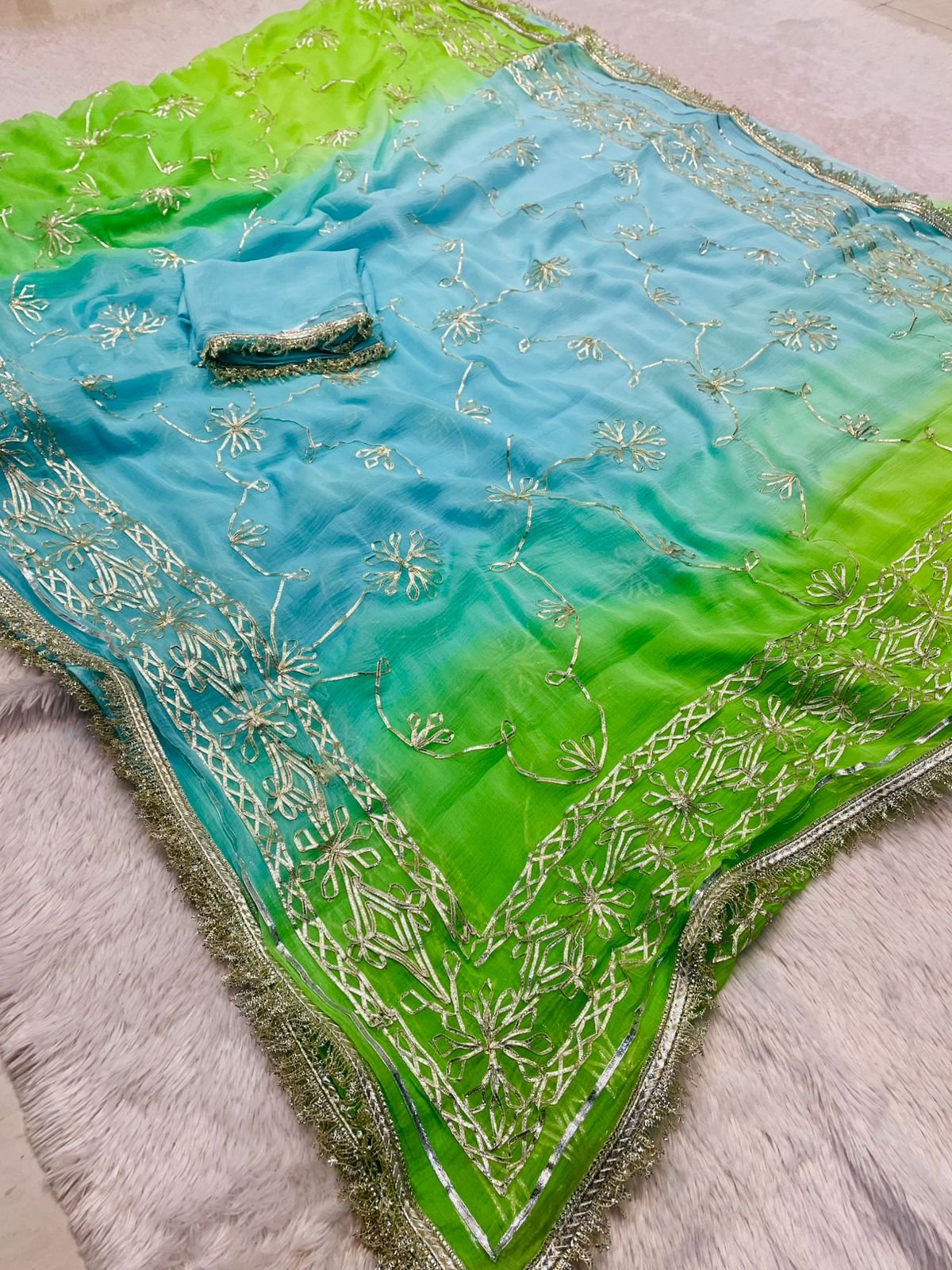 Half Pure Chiffon Saree image 3