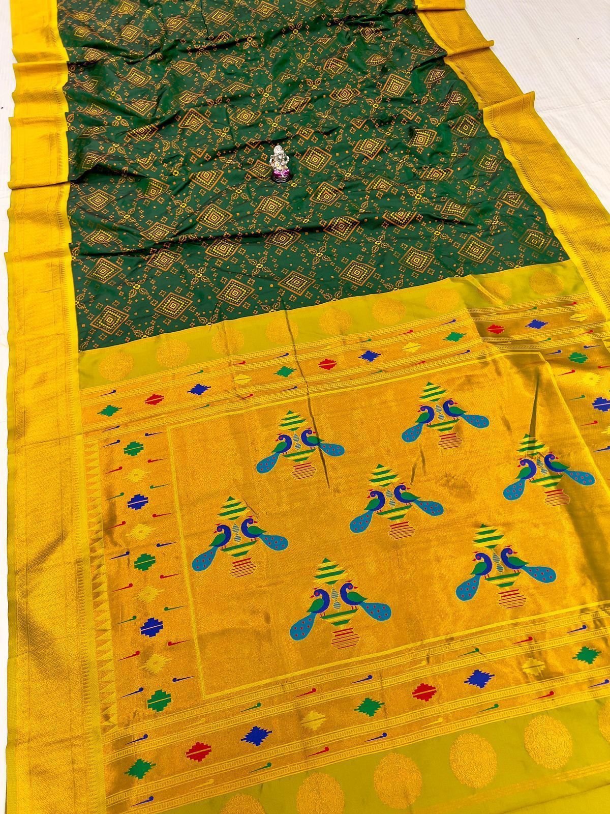 Yashika Bandhani Paithani image 6