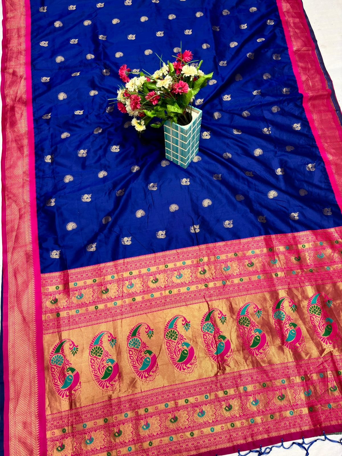 Mango Kadiyal Paithani