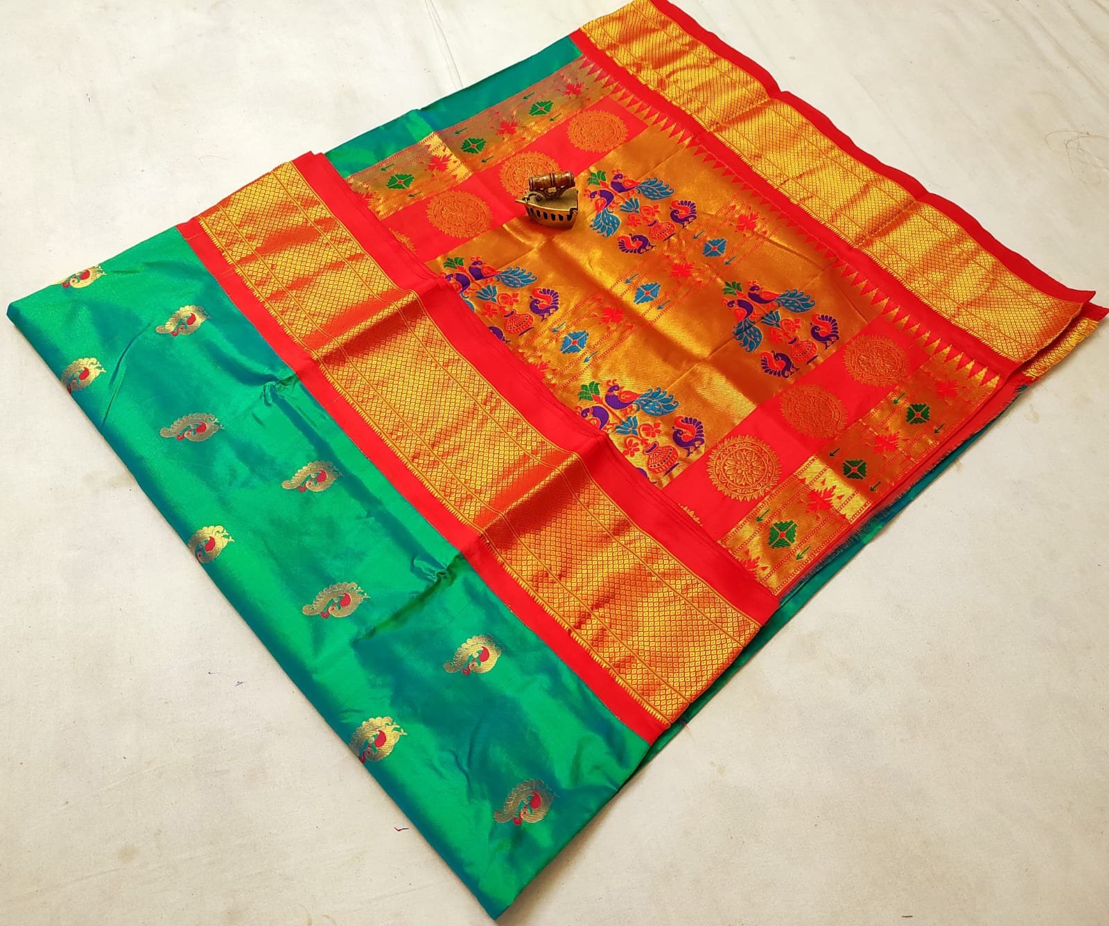 Kadiyal Paithani Pure Silk image 7