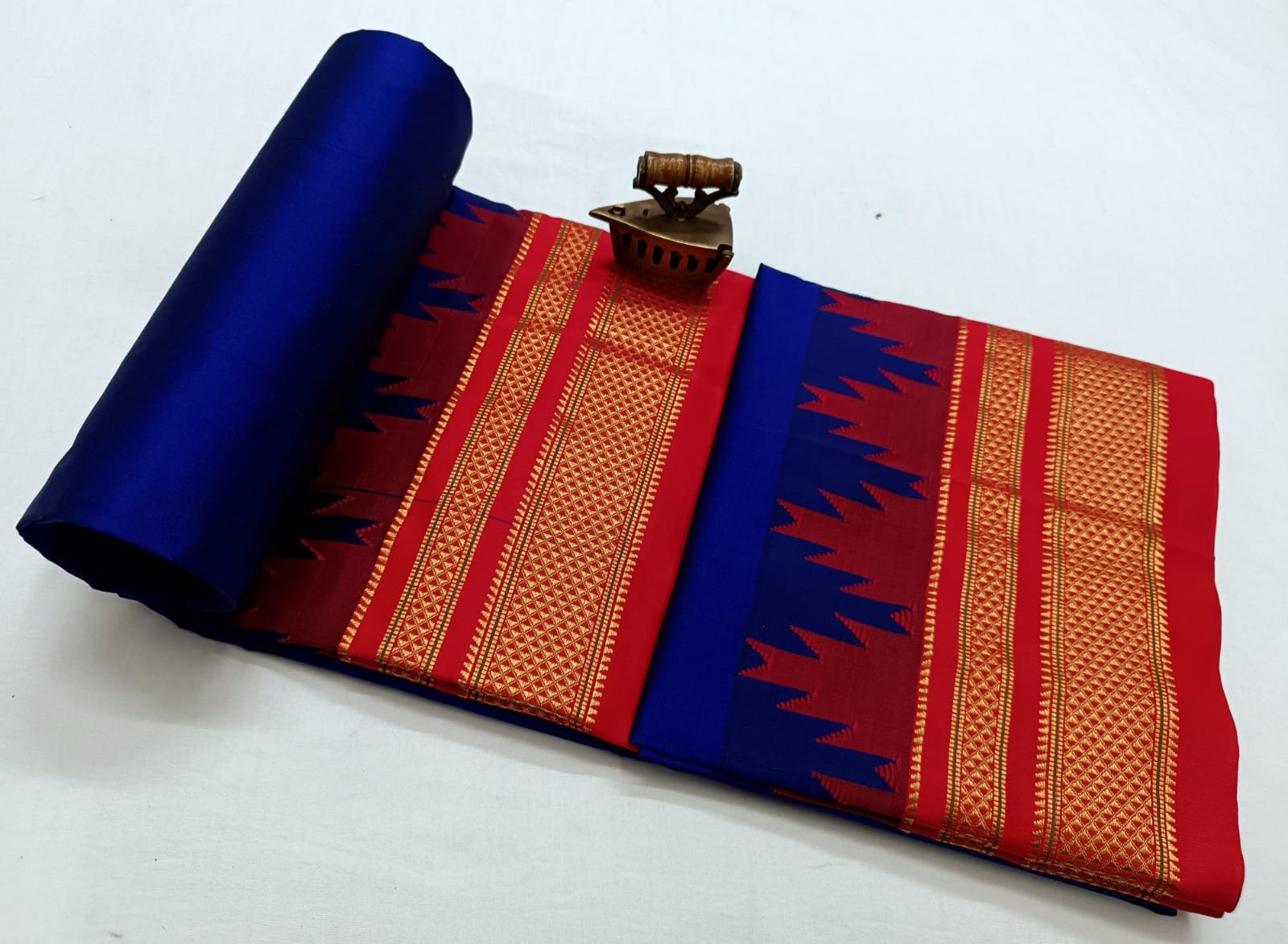 Temple Irkal Paithani Pure Silk Saree image 18