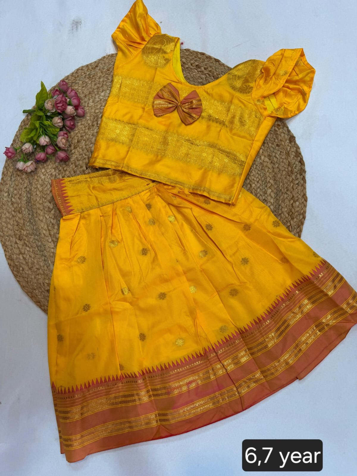 Narayan Peth Chania Choli image 11