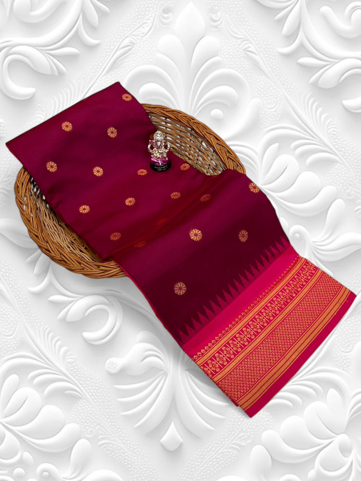 Aarya Fancy Pallu Kadiyal Paithani image 29