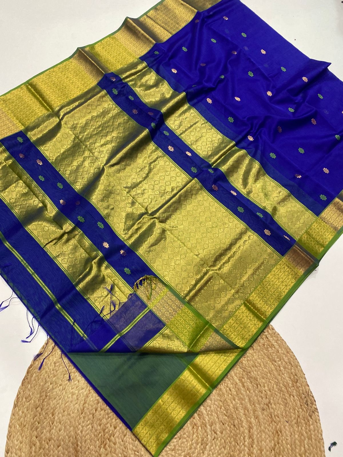 Maheshwari Rich Diamond Pallu image 10