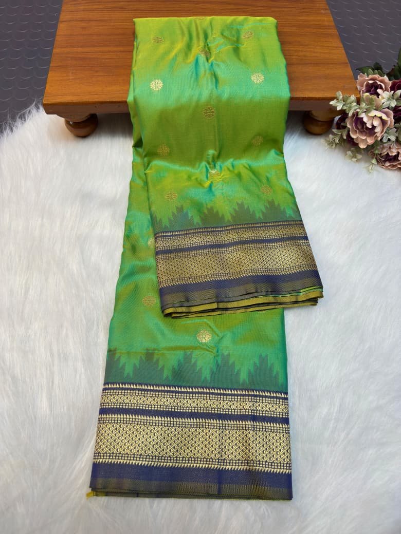 Traditional Erkal Paithani image 14