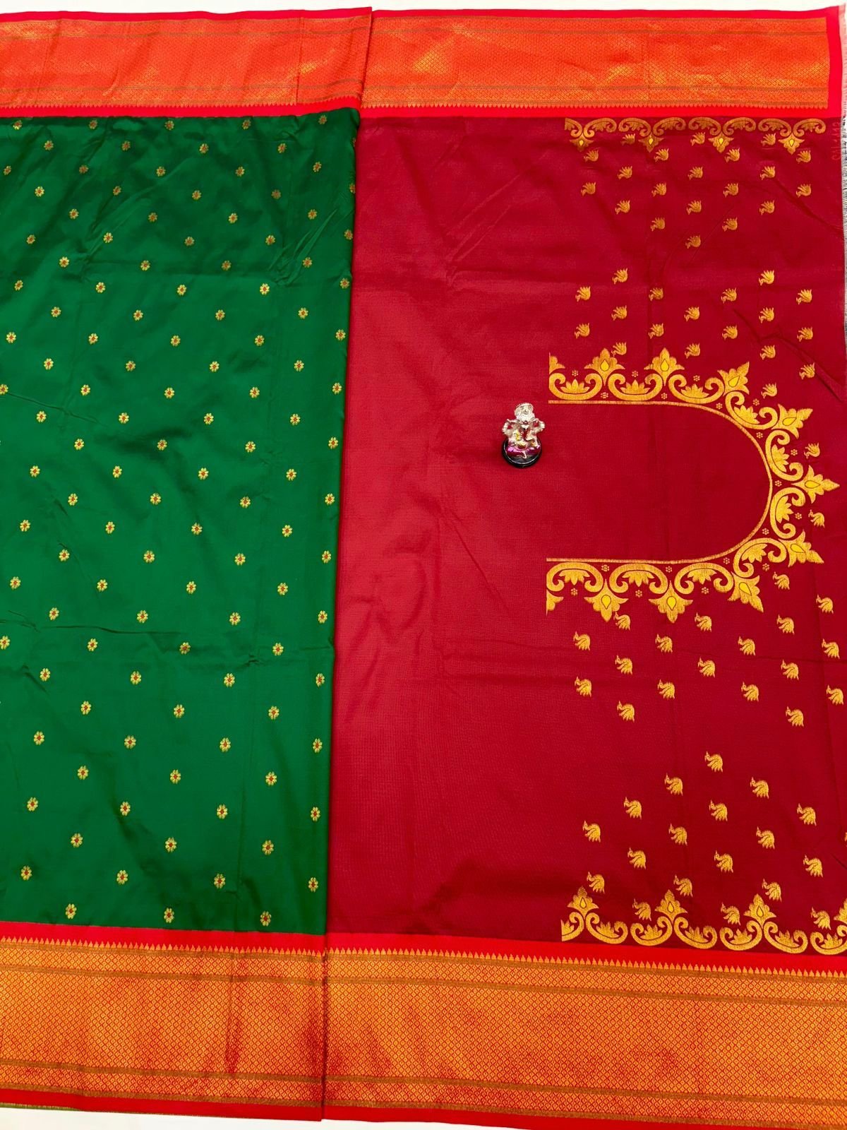 Beautiful Swan Pallu Paithani image 10