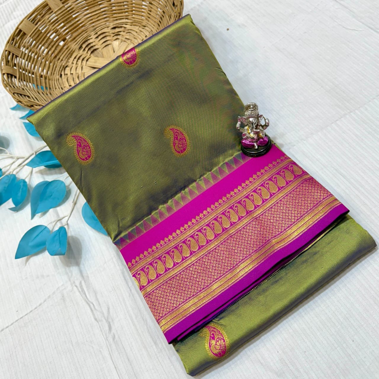 Aanaya Peacock Paithan image 13