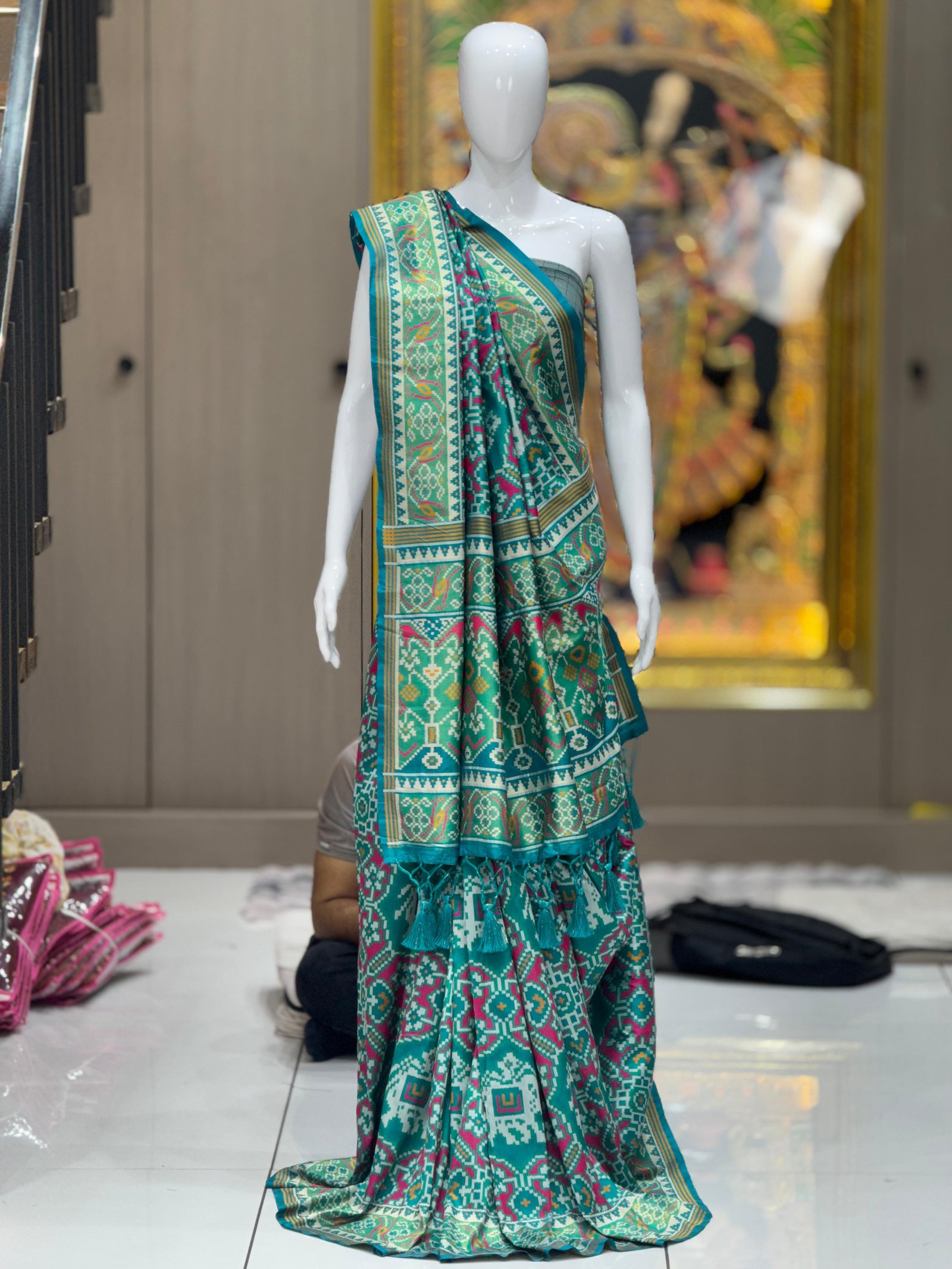 Moto Hathi Patan Patola Design