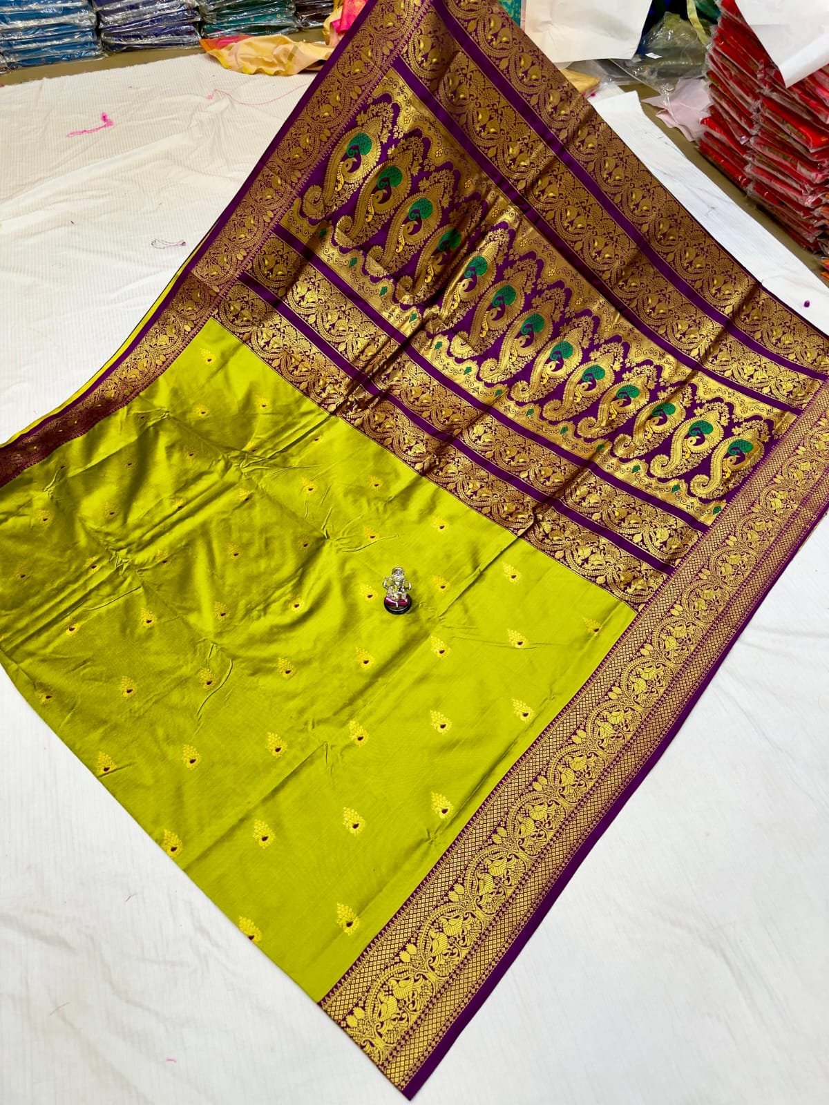 Dagina Peshwai Paithani image 19