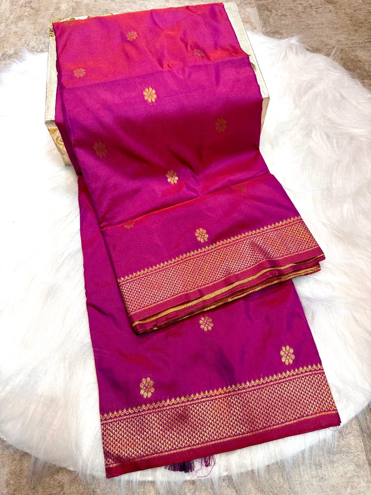 Kalyanipattu Silk Saree image 10