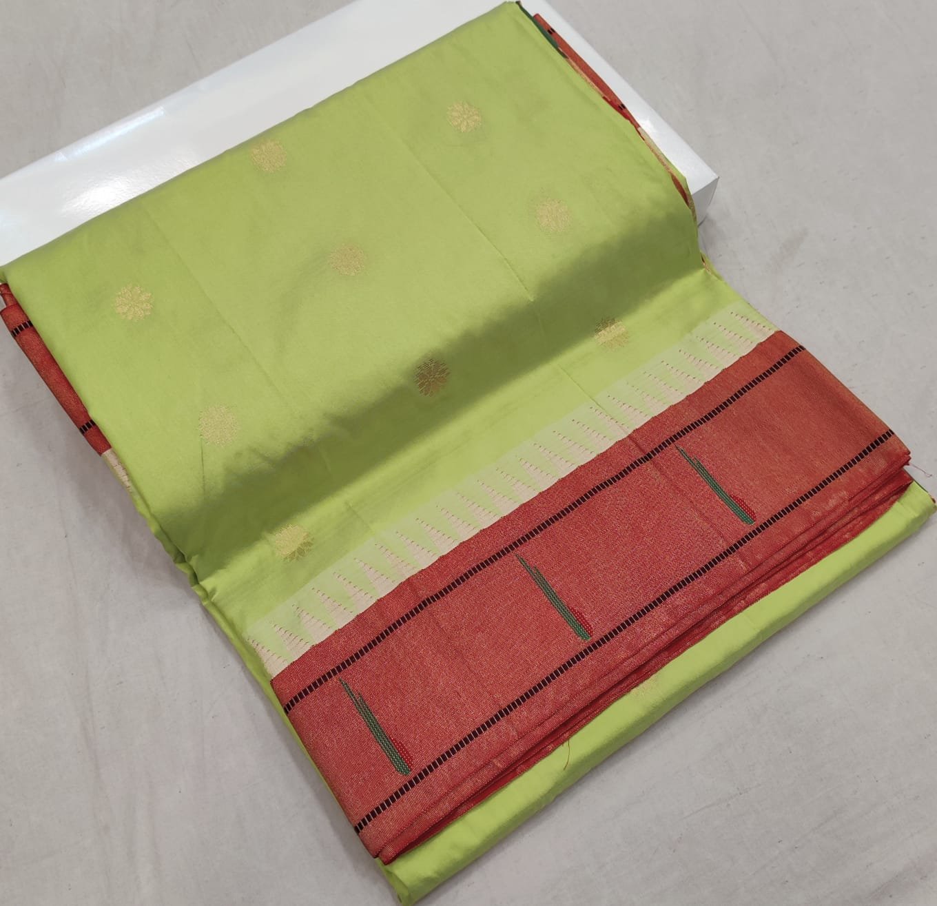 Muniya Paithani Pure Silk image 12