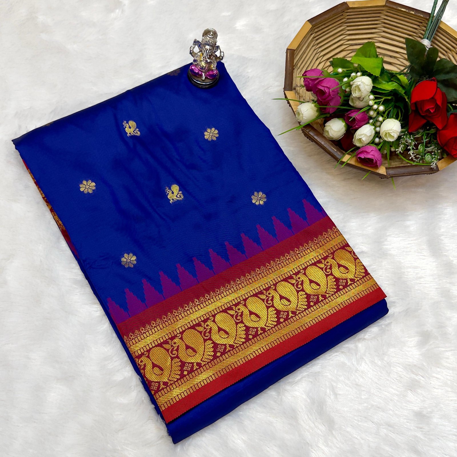 Half Silk Gadwaal Paithani image 15