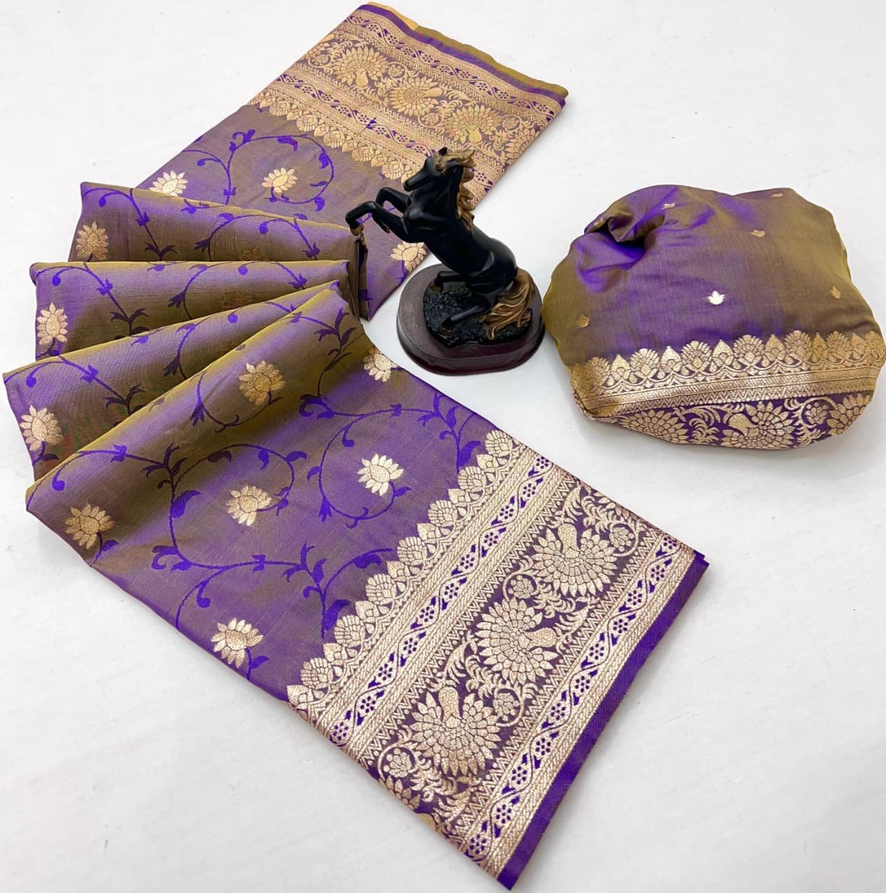 Banarasi Silk Saree image 16