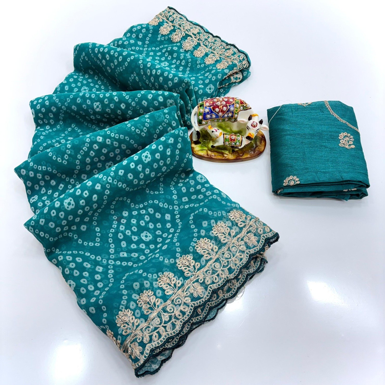 Georgette Bandhani Saree with Pitta Work image 13