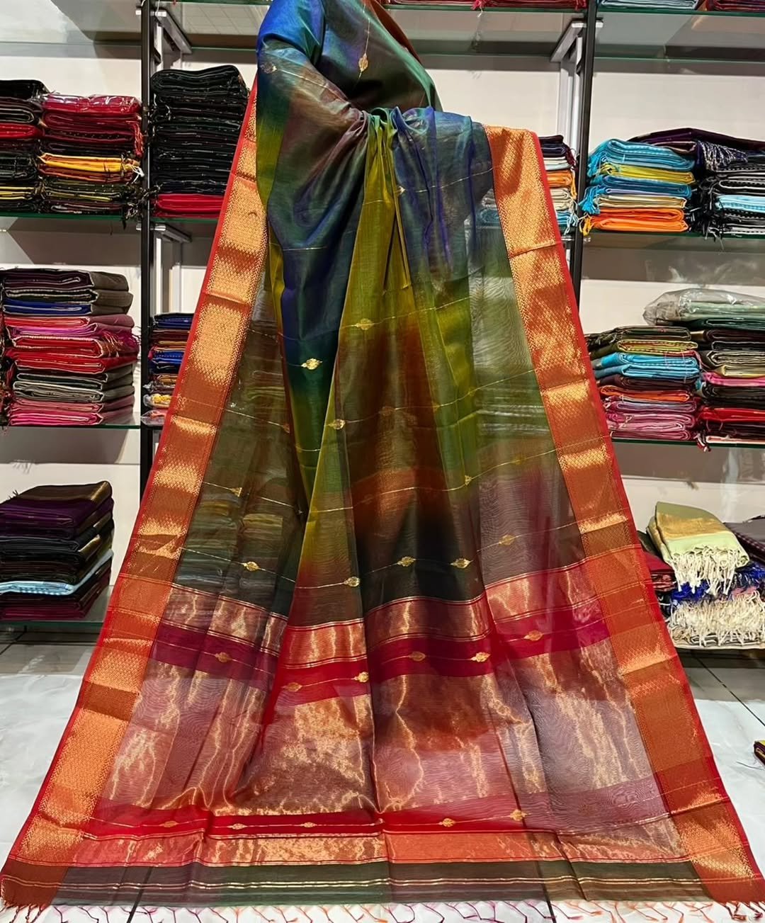 Pure Maheshwari Handloom Multi Shaded Saree image 4