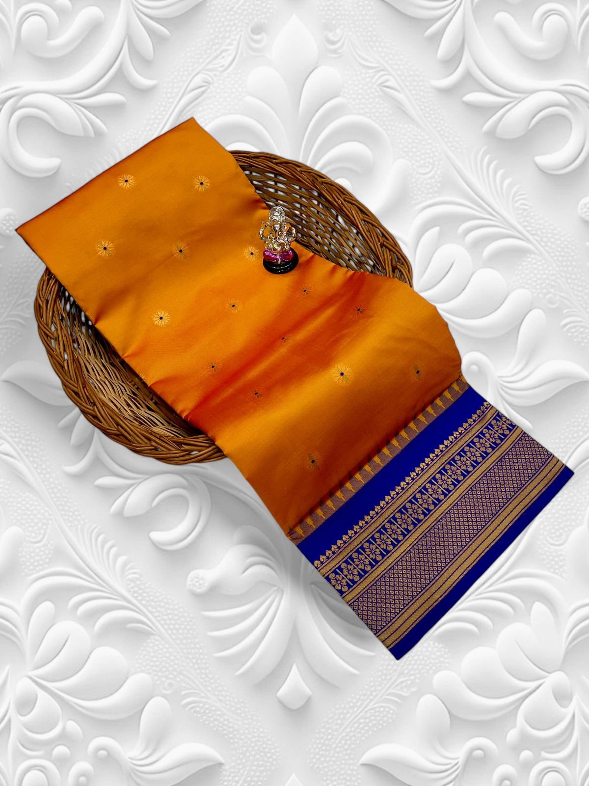 Aarya Fancy Pallu Kadiyal Paithani image 31