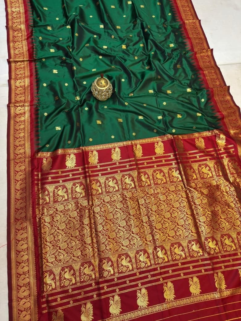 Traditional Peacock Gadwal Paithani